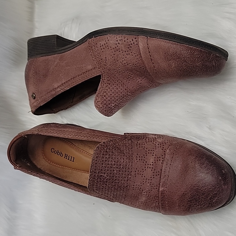 COBB HILL Crosbie‎ Red Brown Perforated Distressed Leather Boho Comfort Loafer